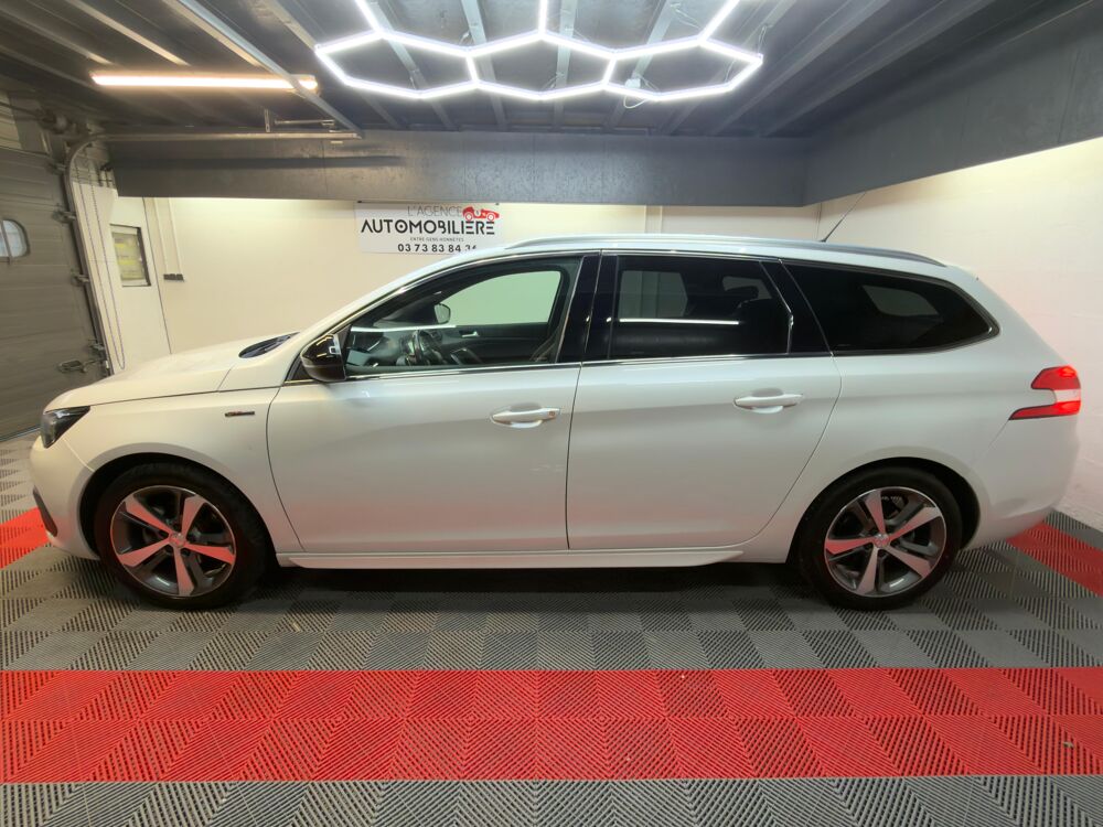 308 SW GT Line 2018 occasion 71300 Montceau-les-Mines