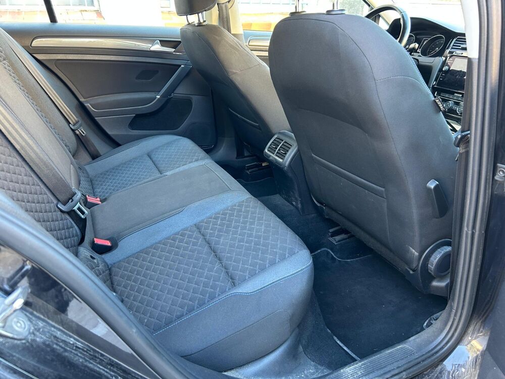 Golf 1.6 TDI 115 CONNECT // DISTRI OK // CARPLAY // ENT &agrave; JOUR 2019 occasion 34160 Castries