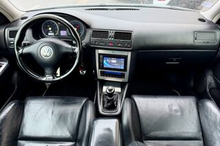 Golf IV 4Motion R32 3.2 i V6 24V 241ch 2004 occasion 88100 Sainte-Marguerite