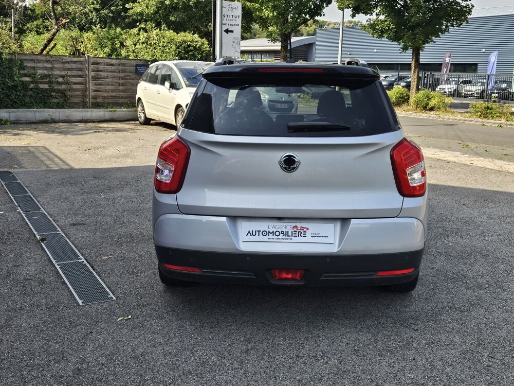 Tivoli XLV 160 1.6 115 CV 2WD SPORT ( Bluetooth - Cam&eacute;ra - GPS ...) 2017 occasion 25400 Audincourt