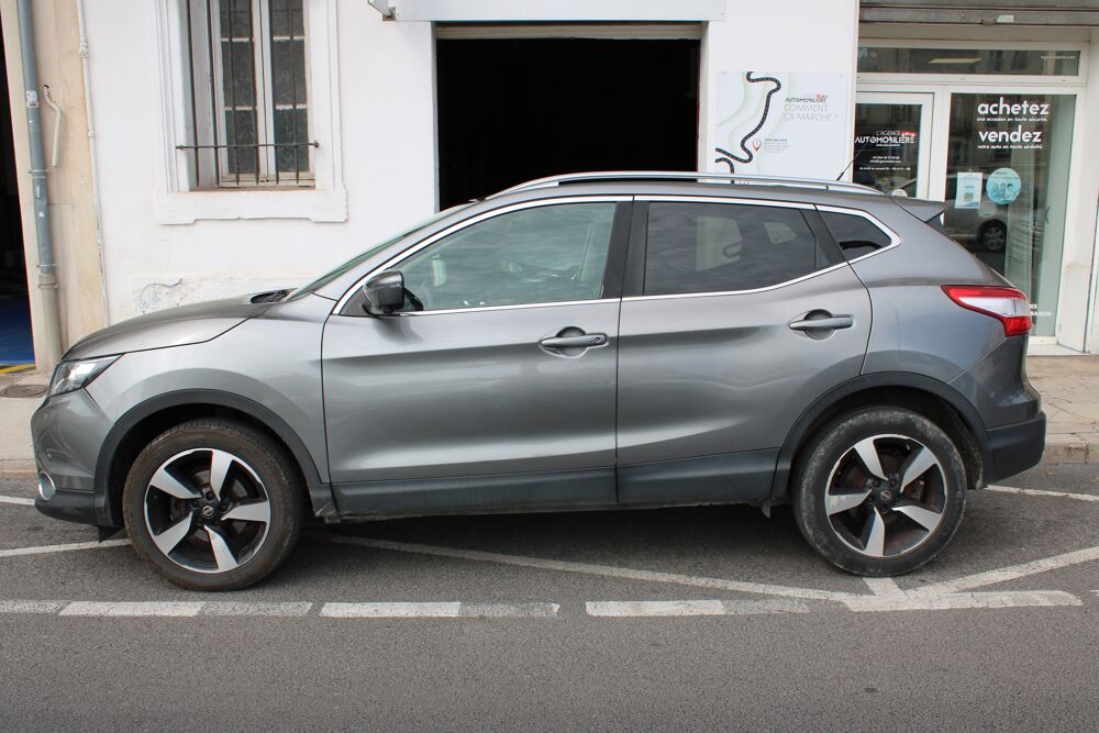 Qashqai 1.6 dCi 130ch N-Connecta ( Cam&eacute;ra de recul, Toit panoramique 2016 occasion 34200 S&egrave;te