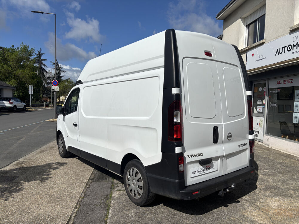 Vivaro L2H2 1.6 CDTI 120 cv - Chaine de distribution 2016 occasion 49124 Saint-Barth&eacute;lemy-d'Anjou