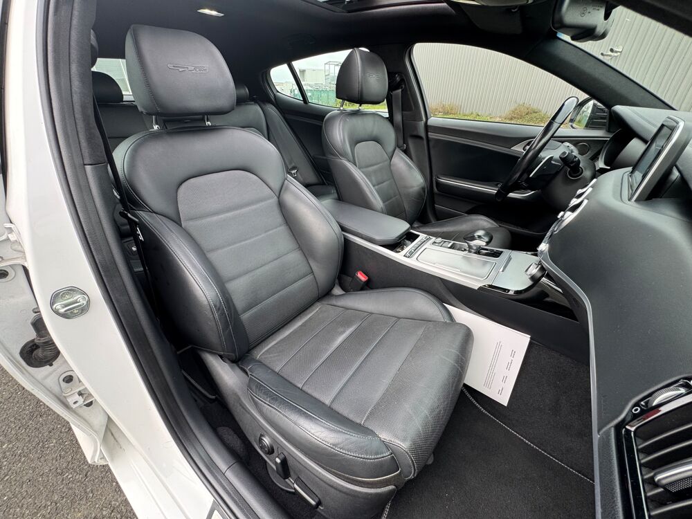 Stinger 2.2 CRDI 200 4X2 BVA8 GT LINE | ATTELAGE | TOIT OUVRANT | GA 2018 occasion 44860 Pont-Saint-Martin