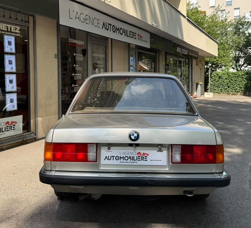 S&eacute;rie 3 E30 COUPE 318i 1.8 i 105cv BOITE AUTOMATIQUE 1984 occasion 92370 Chaville