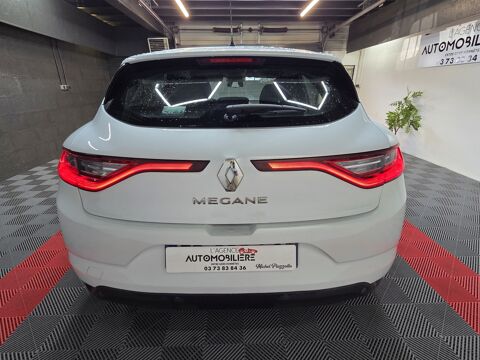 Renault M&eacute;gane 1.5 dCi 110ch Energy Business GARANTIE 12 MOIS 2017 occasion Montceau-les-Mines 71300