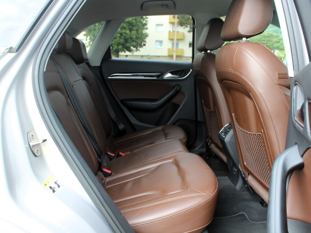 Q3 2.0 TDI 177 CH Ambition Luxe quattro S tronic *ATTELAGE AMOV 2013 occasion 70000 Vesoul