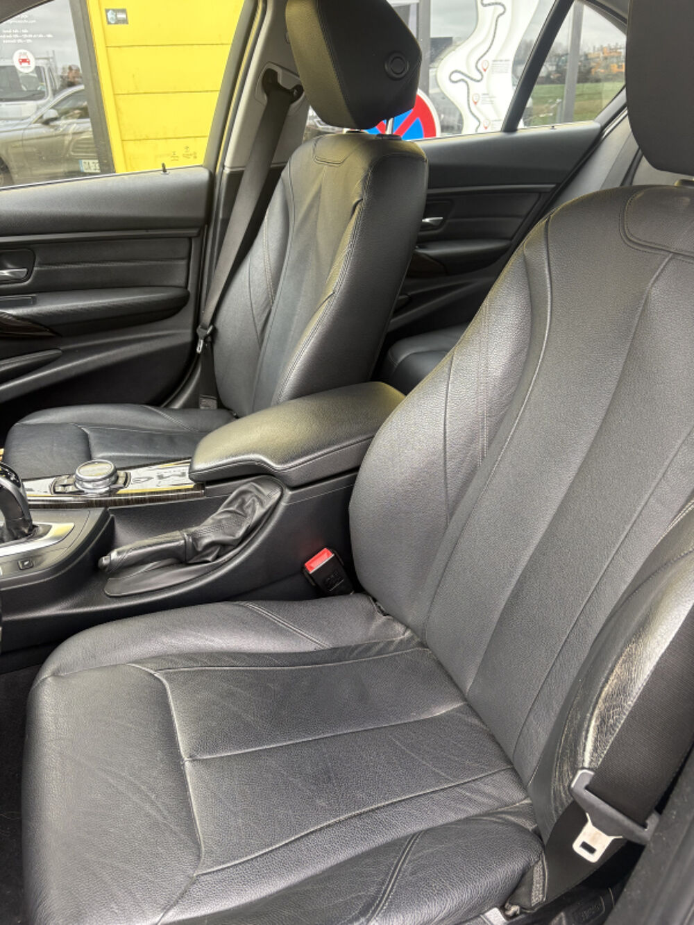 S&eacute;rie 3 330 D XDRIVE 258 LUXURY BVA 8 2014 occasion 76760 Yerville