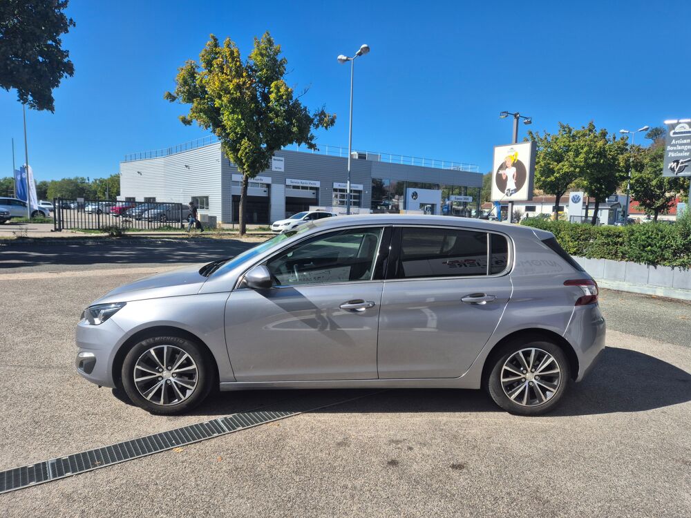 308 (T9) 1.6 BlueHDi 120 cv ALLURE EAT6 Bo&icirc;te auto 2017 occasion 25400 Audincourt