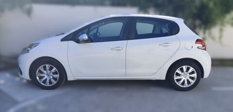208 SOCIETE 1.6 BLUEHDI 75 PREMIUM GPS // CLIM // DISTRI OK 2015 occasion 34160 Castries