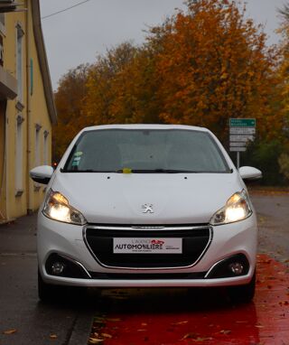 208 I Phase 2 5 Portes 1.6 Blue HDi FAP 99 cv 2018 occasion 88000 &Eacute;pinal