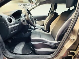 Clio III 5 Portes Phase 2 1.2 i 16V eco2 75 cv 2011 occasion 71300 Montceau-les-Mines