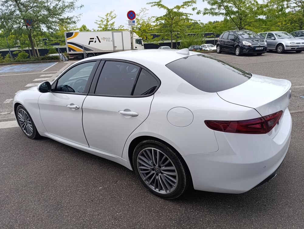 Giulia 2.2 JTD AT8 136 cv BVA SPRINT - DISTRI FAITE 2020 occasion 68200 Mulhouse