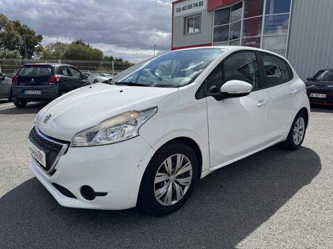 Peugeot 208 1.2 E-VTI 82 ETG5 ACTIVE | BOITE AUTO | DISTRIBUTION OK 10/2 2014 occasion Pont-Saint-Martin 44860