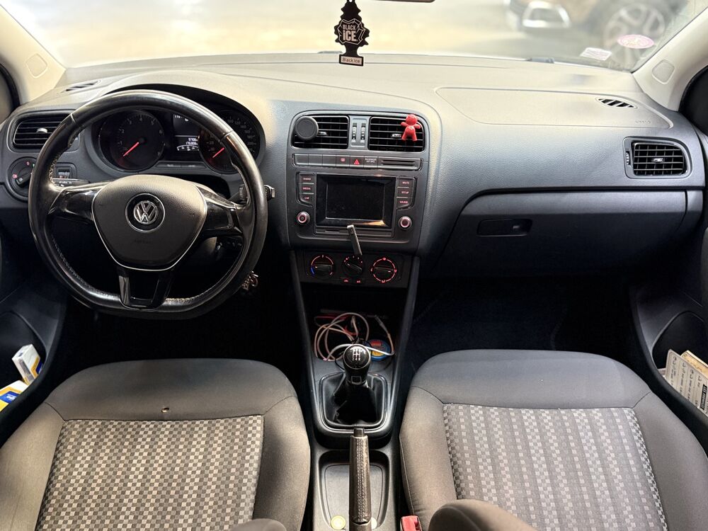Polo 1.0 MPi 60ch Trendline 2015 occasion 78680 &Eacute;p&ocirc;ne