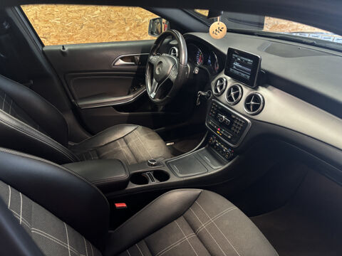 Classe GLA 2.2 Diesel 170ch Fascination 4Matic 7GD CTA 2014 occasion 59640 Dunkerque