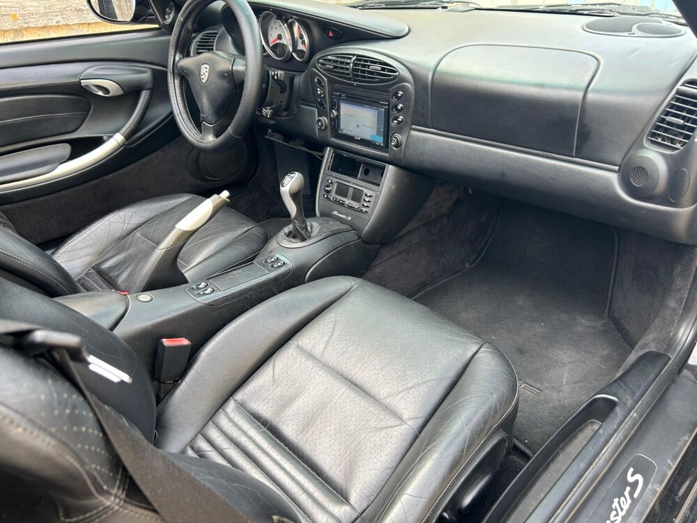 Boxster 3.2 250 S TBE // IMS OK // ENT &agrave; jour // HARDTOP 2000 occasion 34160 Castries