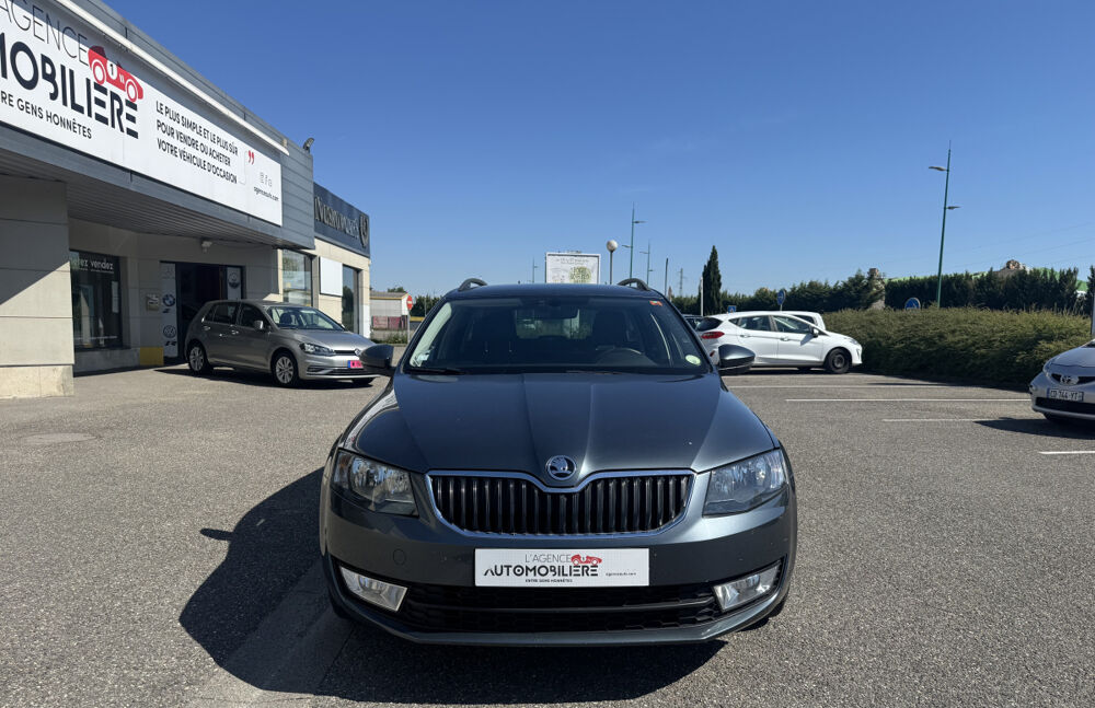 Octavia 2.0 TDI 150ch CR Green Tec TOUR DE FRANCE 2016 occasion 68390 Sausheim