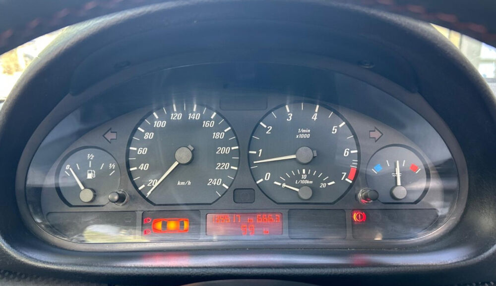 S&eacute;rie 3 (E46) CABRIOLET 318CI PACK M2 2003 occasion 92370 Chaville