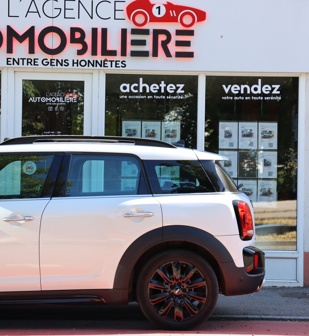 Countryman 2.0 150 Exquisite BVA8 (Toit ouvrant, CarPlay) 2018 occasion 88000 &Eacute;pinal