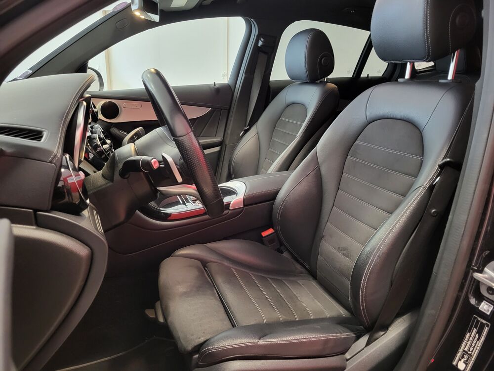 Classe GLC GLC COUPE 300 DE AMG LINE + TOIT OUVRANT + GARANTIE ET ENTRE 2022 occasion 37170 Chambray-l&egrave;s-Tours