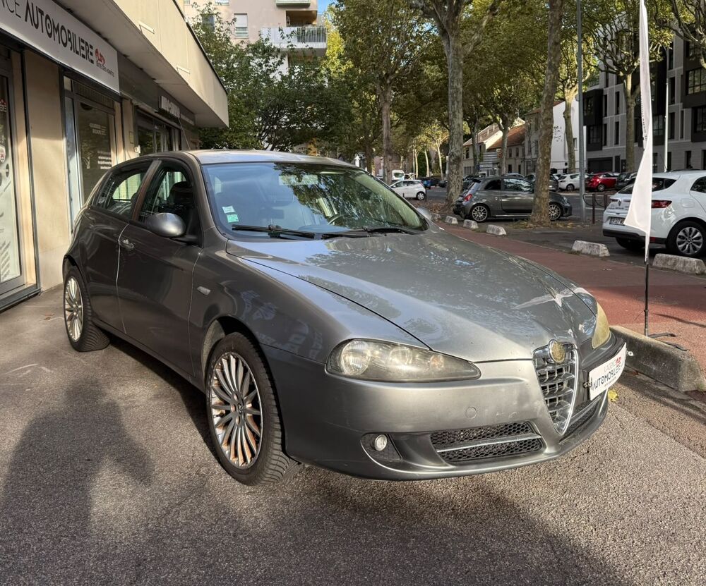 147 1.9 JTD 150 SELECTIVE 5P 2006 occasion 92370 Chaville