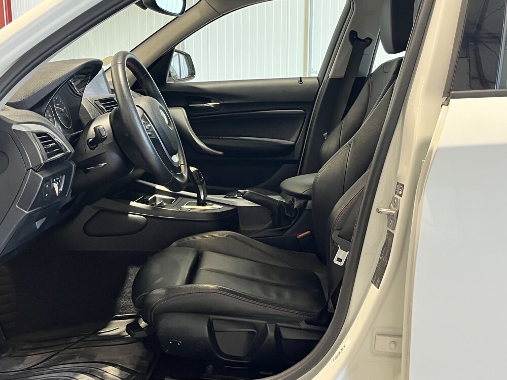 S&eacute;rie 1 (F20) 120D SPORT BVA8 5P 2013 occasion 27620 Gasny