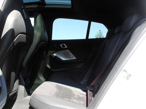 S&eacute;rie 1 123 xDriveA 218 CH DKG7 M Sport *TOIT NOIR OUVRANT PANORAMIQ 2024 occasion 70000 Vesoul