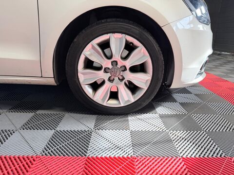 A1 I 3 Portes 1.6 TDI 16V 105 cv 2011 occasion 71300 Montceau-les-Mines