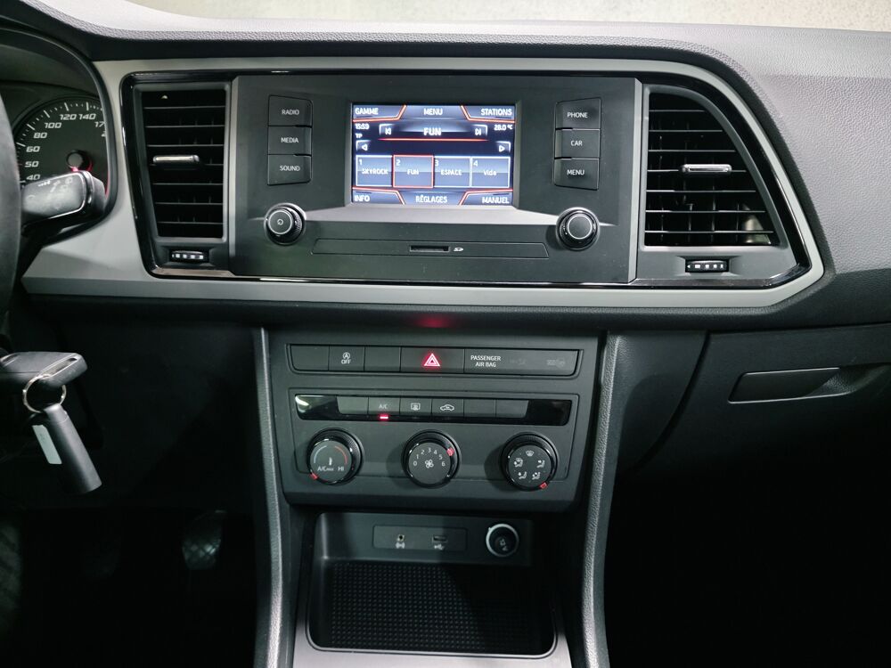 Ateca 1.0 TSI 115ch reference BVM6 43500km 2017 occasion 69008 Lyon