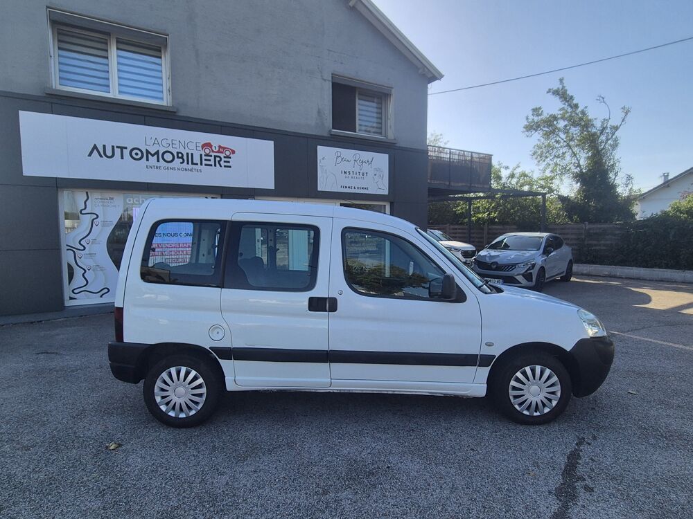 Partner 1.4 i 75 cv 5 PLACES 2004 occasion 25400 Audincourt