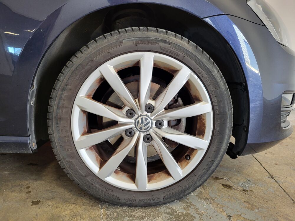 Golf GOLF VII 5 PORTES 1.6 TDI 105 BLUEMOTION DSG7 CONFORTLINE 2013 occasion 37170 Chambray-l&egrave;s-Tours