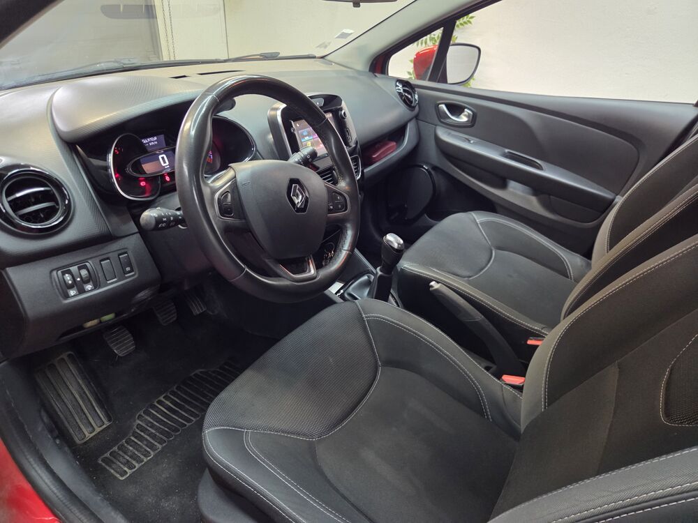 Clio 4 phase 2 1.5 dCi 75ch energy Zen GARANTIE 12 MOIS 2019 occasion 71300 Montceau-les-Mines