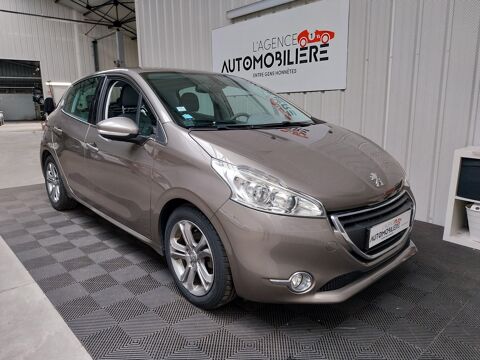 208 1.6 VTI 120 ch Allure 2014 occasion 56000 Vannes