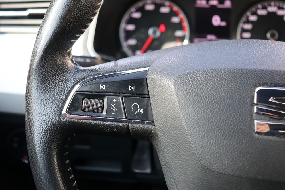 Arona 1.0 TSI 95 Xcellence (1&egrave;re main, CarPlay, Cam&eacute;ra) 2018 occasion 88000 &Eacute;pinal