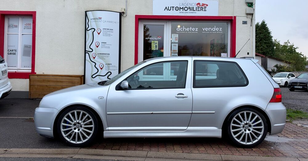 Golf IV 4Motion R32 3.2 i V6 24V 241ch 2004 occasion 88100 Sainte-Marguerite