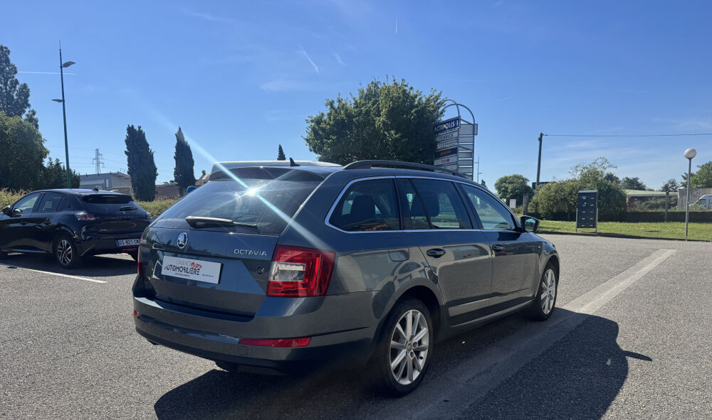 Octavia 2.0 TDI 150ch CR Green Tec TOUR DE FRANCE 2016 occasion 68390 Sausheim