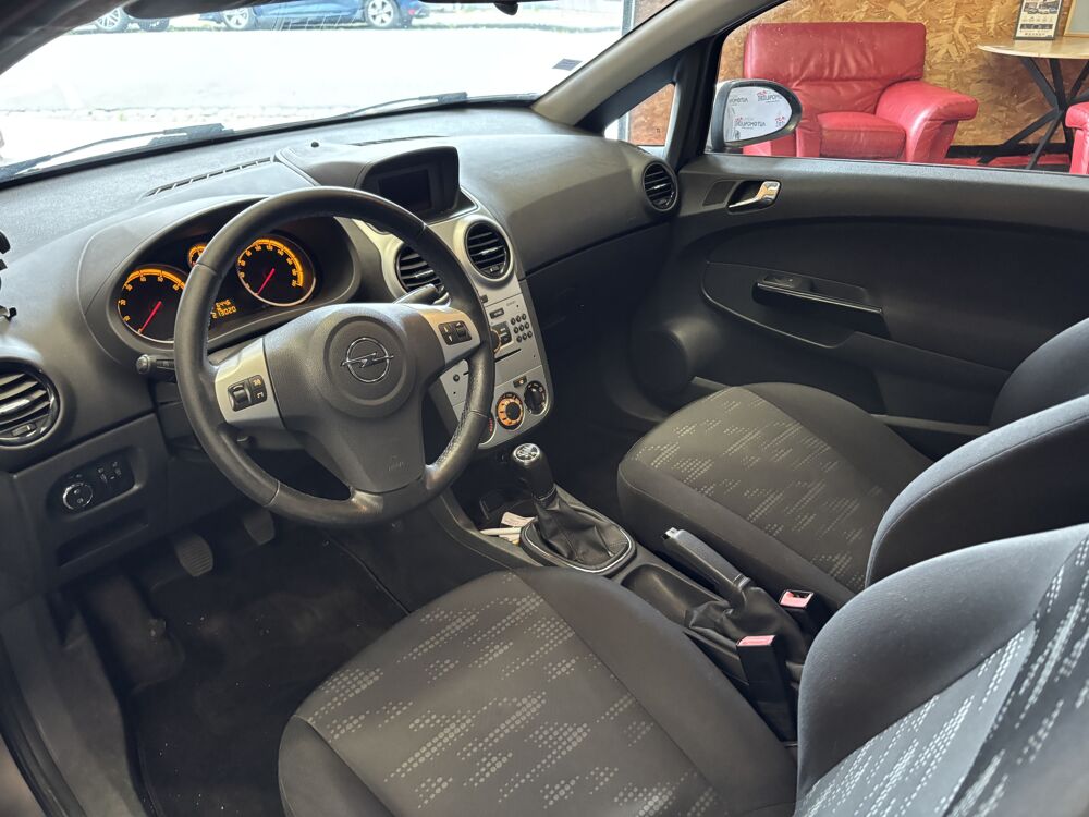 Corsa 1.2 TwinPort 85 Color Edition 2012 occasion 59640 Dunkerque