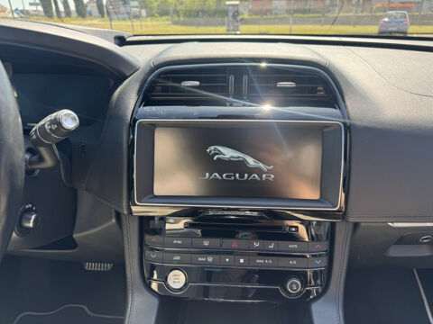 F-PACE 3.0 d v6 300 ch bva awd S premi&egrave;re &eacute;dition 2016 occasion 68390 Sausheim