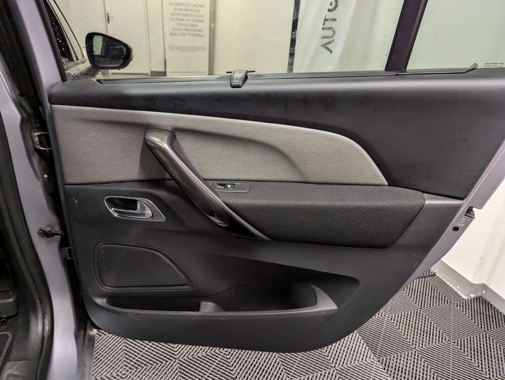 Grand C4 Picasso II (2) 2.0 BLUEHDI 150 S&S SHINE BV6 7PL 2017 occasion 95800 Cergy