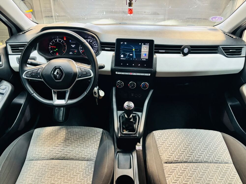 Clio V 1.0 tce 100 cv essence / gpl evolution 2023 occasion 71300 Montceau-les-Mines