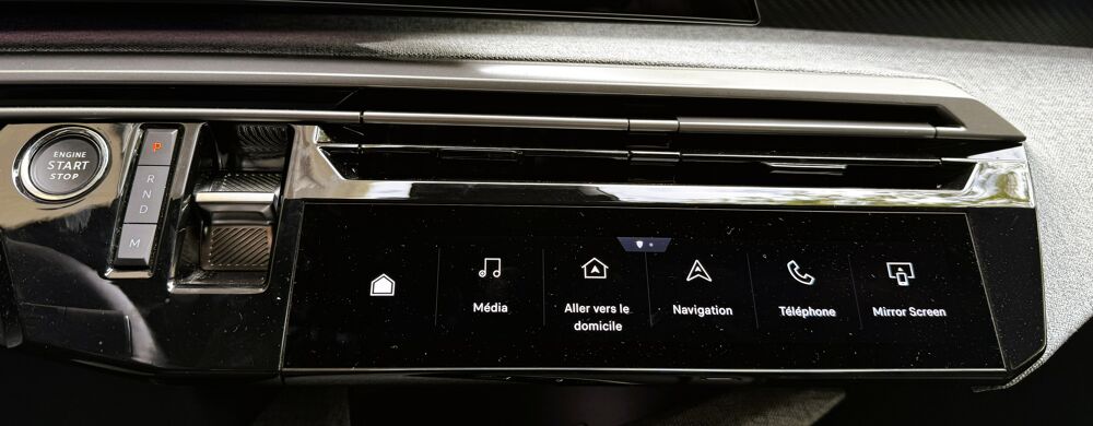 3008 1.2 HYBRID 136 ALLURE E-DCS6 -ENTRETIENS COMPLET PEUGEOT-GAR 2024 occasion 92370 Chaville