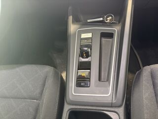 Golf VIII 1.5 ETSI 150 STYLE DSG7 / ENTRETIEN COMPLET / ATTELAGE 2024 occasion 27620 Gasny