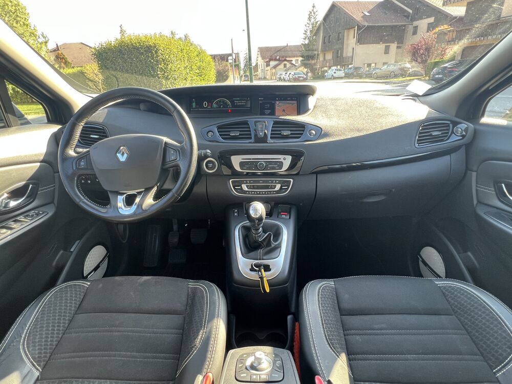 Grand scenic IV 1.6 dci 130ch BOSE 7 places 2014 occasion 25300 Pontarlier