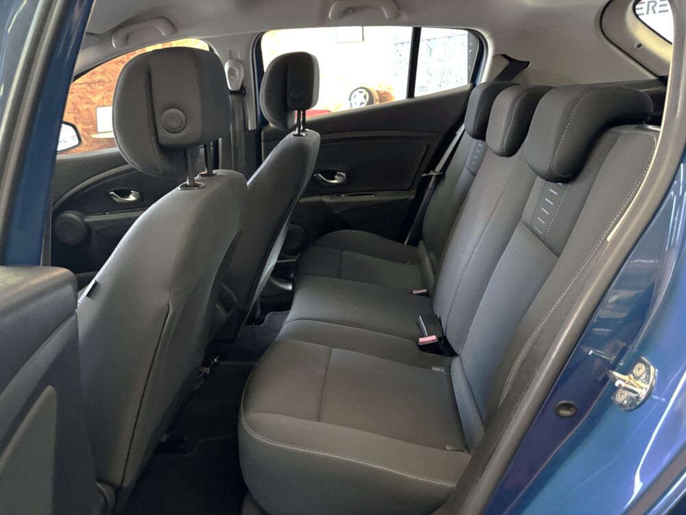 M&eacute;gane 1.5 DCI 110 Ch Boite automatique 2011 occasion 59640 Dunkerque