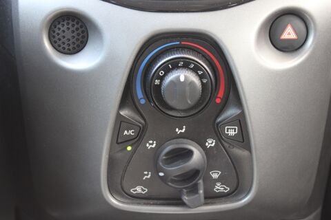 Aygo MY20 1.0 VVT-i x-shift x-play ( Cam&eacute;ra de recul, CarPlay ... 2021 occasion 34200 S&egrave;te