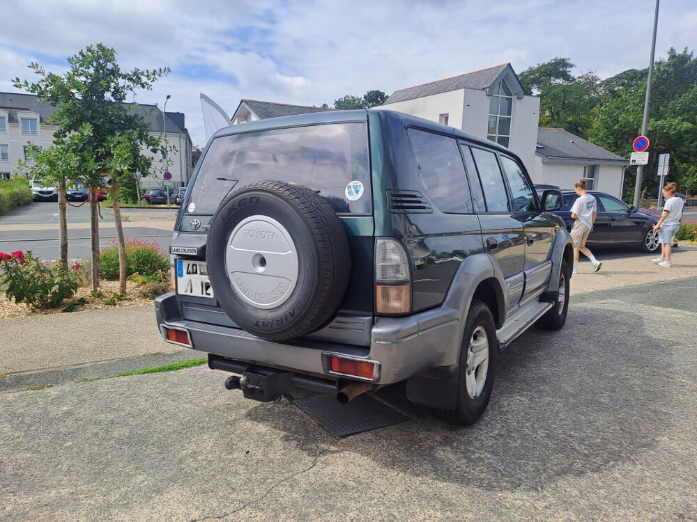 Land Cruiser 3.0 TD 125cv KZJ95 VX - 7 places - Calandre 2000 occasion 49124 Saint-Barth&eacute;lemy-d'Anjou