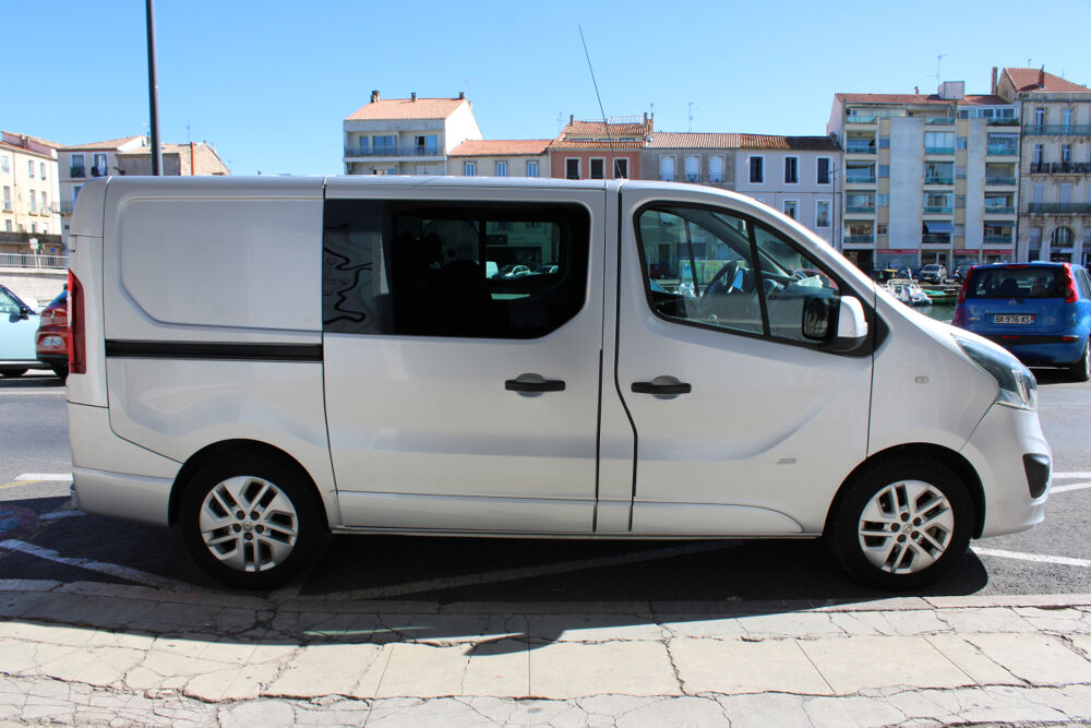 Vivaro COMBI 1.6 CDTI 115 - L1H1 PACK PLUS CLIM ( Moteur &agrave; cha&icirc;ne, 2015 occasion 34200 S&egrave;te