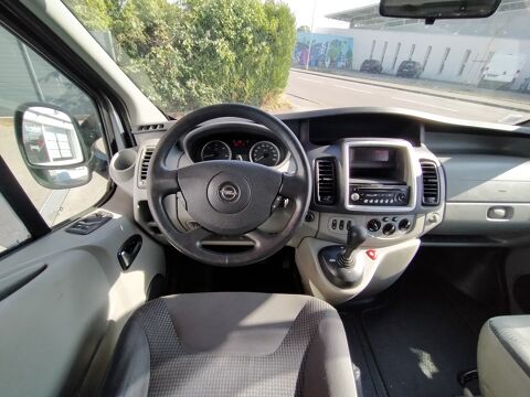 Vivaro Combi 2.5 CDTI145 M1 Pack Clim Easytronic 2011 occasion 90400 Danjoutin