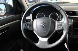 Swift 1.2 VVT 95 GL ( Radar Arr, Moteur &agrave; cha&icirc;ne, Clim ... ) 2012 occasion 34200 S&egrave;te