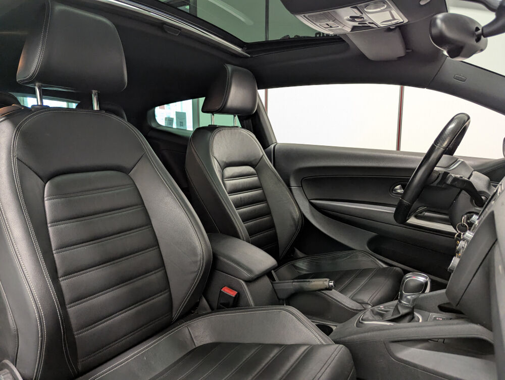Scirocco II 2.0 TDI 170 9CV FAP SPORTLINE DSG6 + CUIR + TOIT OUVRANT 2011 occasion 95800 Cergy